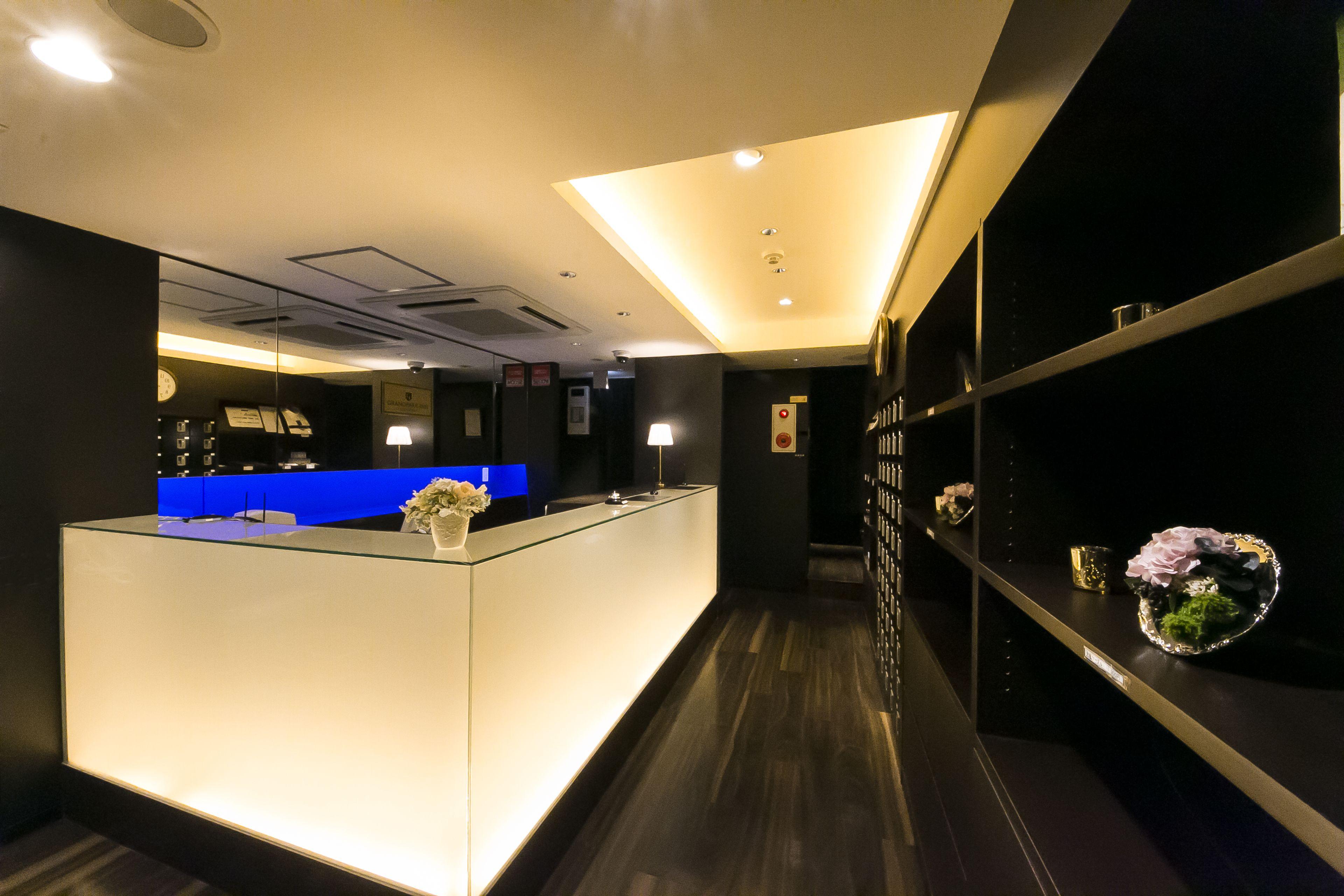 Spa&Capsule Hotel Grandpark Inn Kitasenju — Photos 1